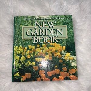 Better Homes and Gardens Books
New Garden Book-Hardback